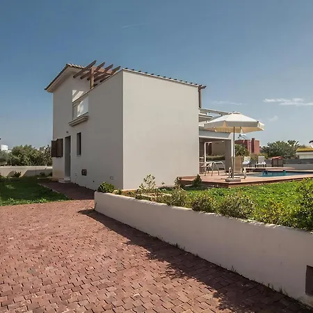 Skyla Aq Sv13 * Ayia Napa