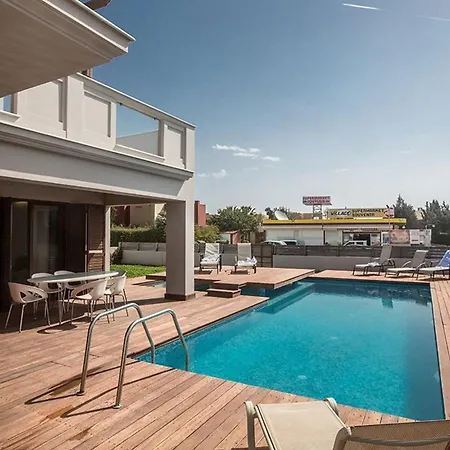 Petreris Dyo - Lovely 3 Bedroom With Pool * 아이아 나파