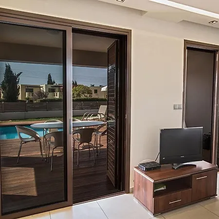 빌라 Petreris Dyo - Lovely 3 Bedroom With Pool 아이아 나파