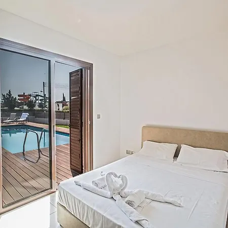 Petreris Dyo - Lovely 3 Bedroom With Pool * 아이아 나파